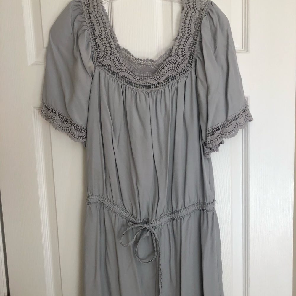 BCBG Generation simple grey dress